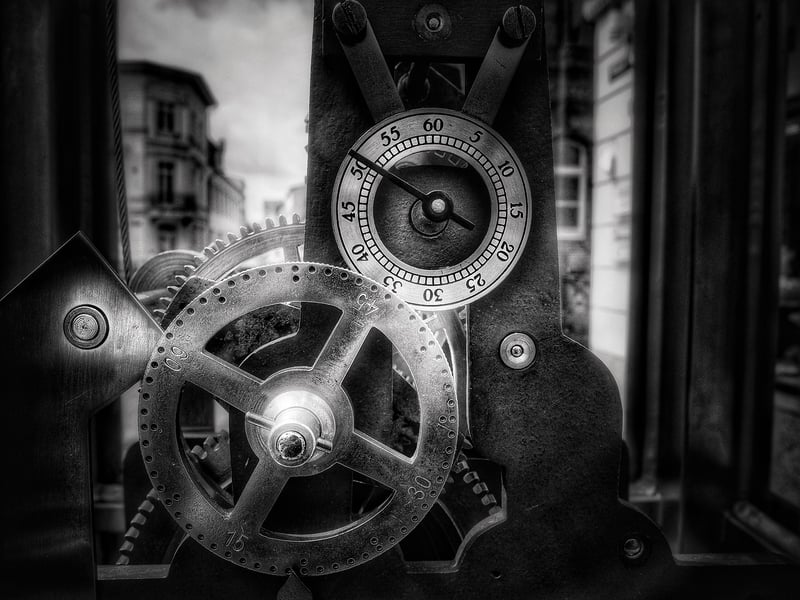 Quantum Entanglement Communicator